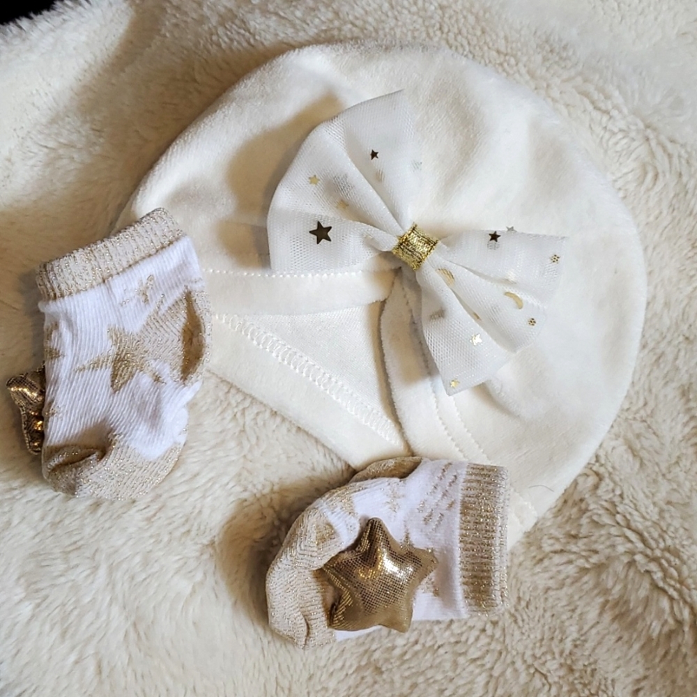 0-12M Hat & Sock Set with Stars